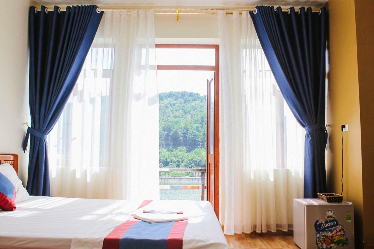 Ahoj Guest House Ha Long Bagian luar foto