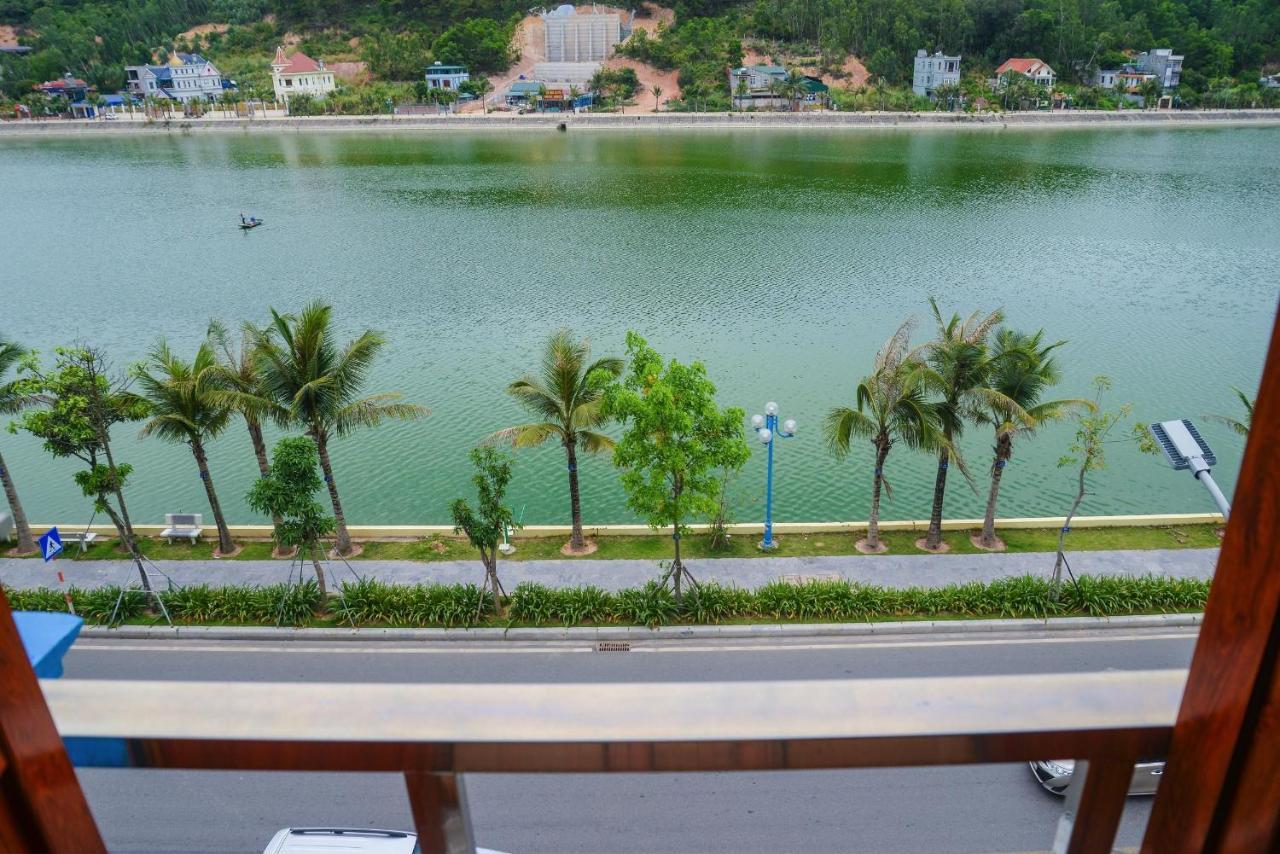 Ahoj Guest House Ha Long Bagian luar foto